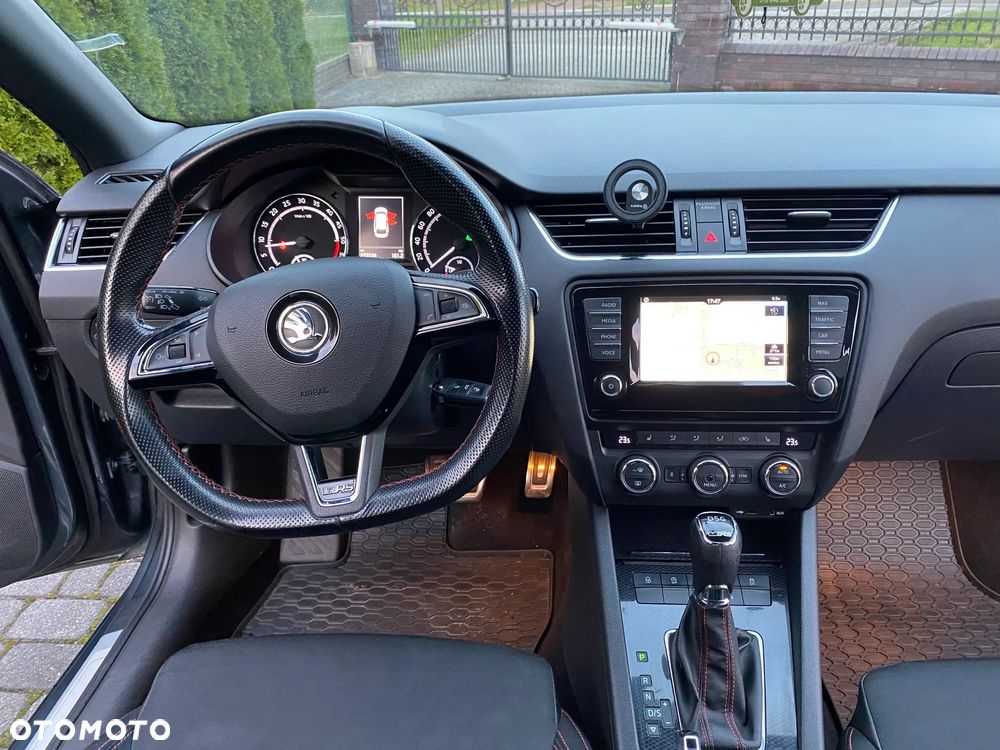Skoda Octavia 2.0 TDI (Green tec) DSG RS - 22