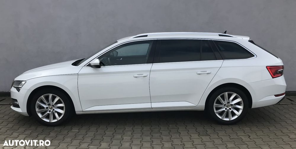 Skoda Superb 2.0 TDI 4X4 DSG Style - 10
