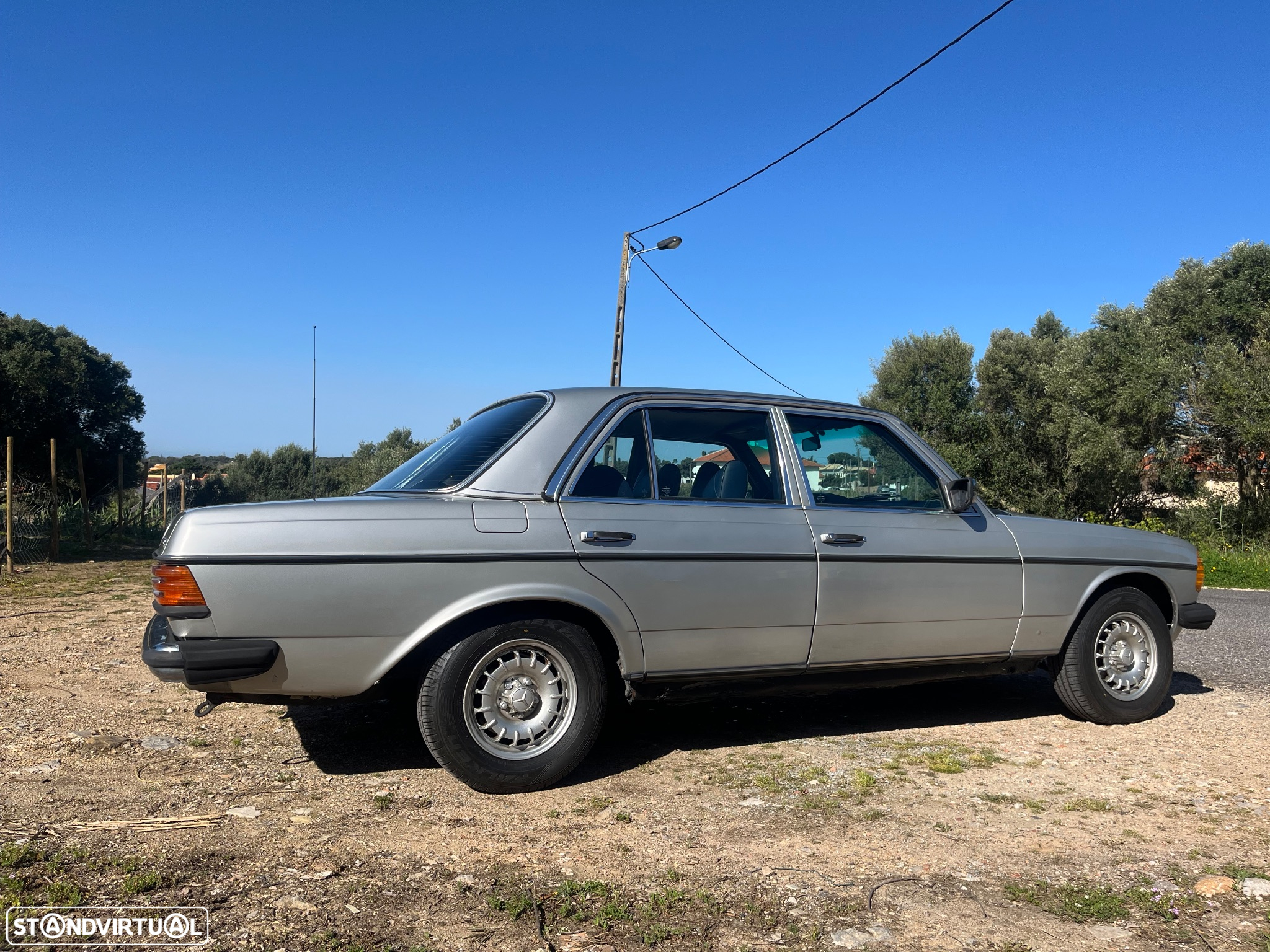 Mercedes-Benz 300 - 12