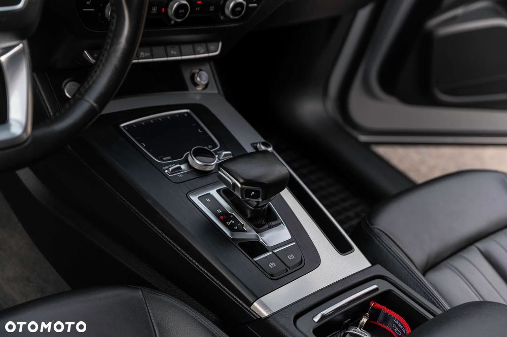 Audi Q5 2.0 TDI Quattro S tronic design - 33