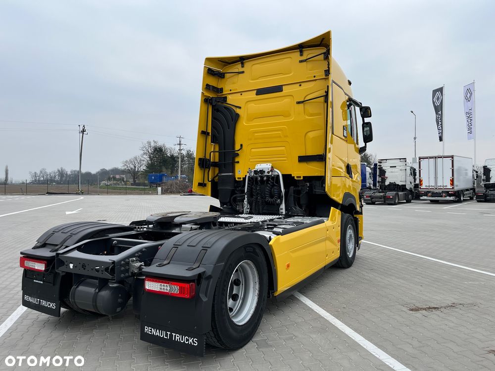 Renault THIGH520 T520 High Sleeper - 3