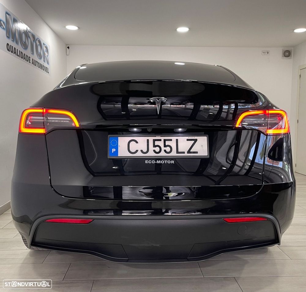 Tesla Model Y Standard - 18