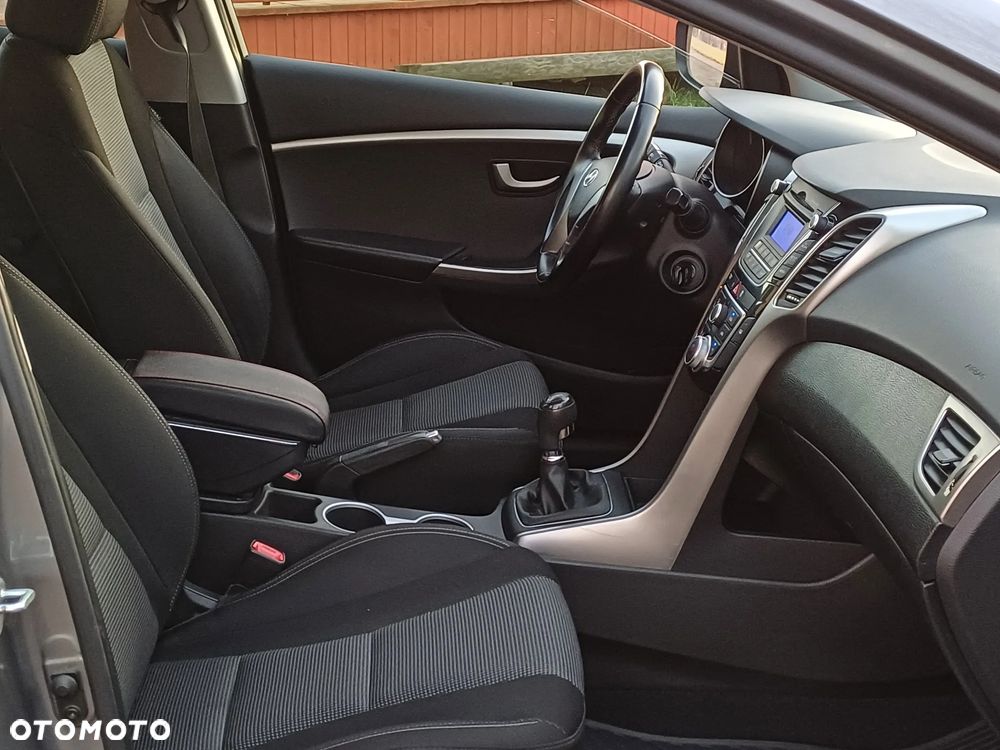 Hyundai i30 1.6 Style - 13