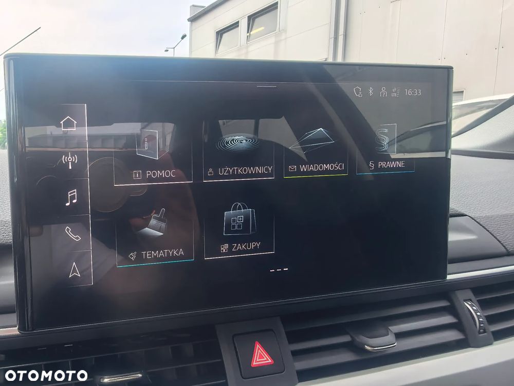 Audi A4 Limousine - 14