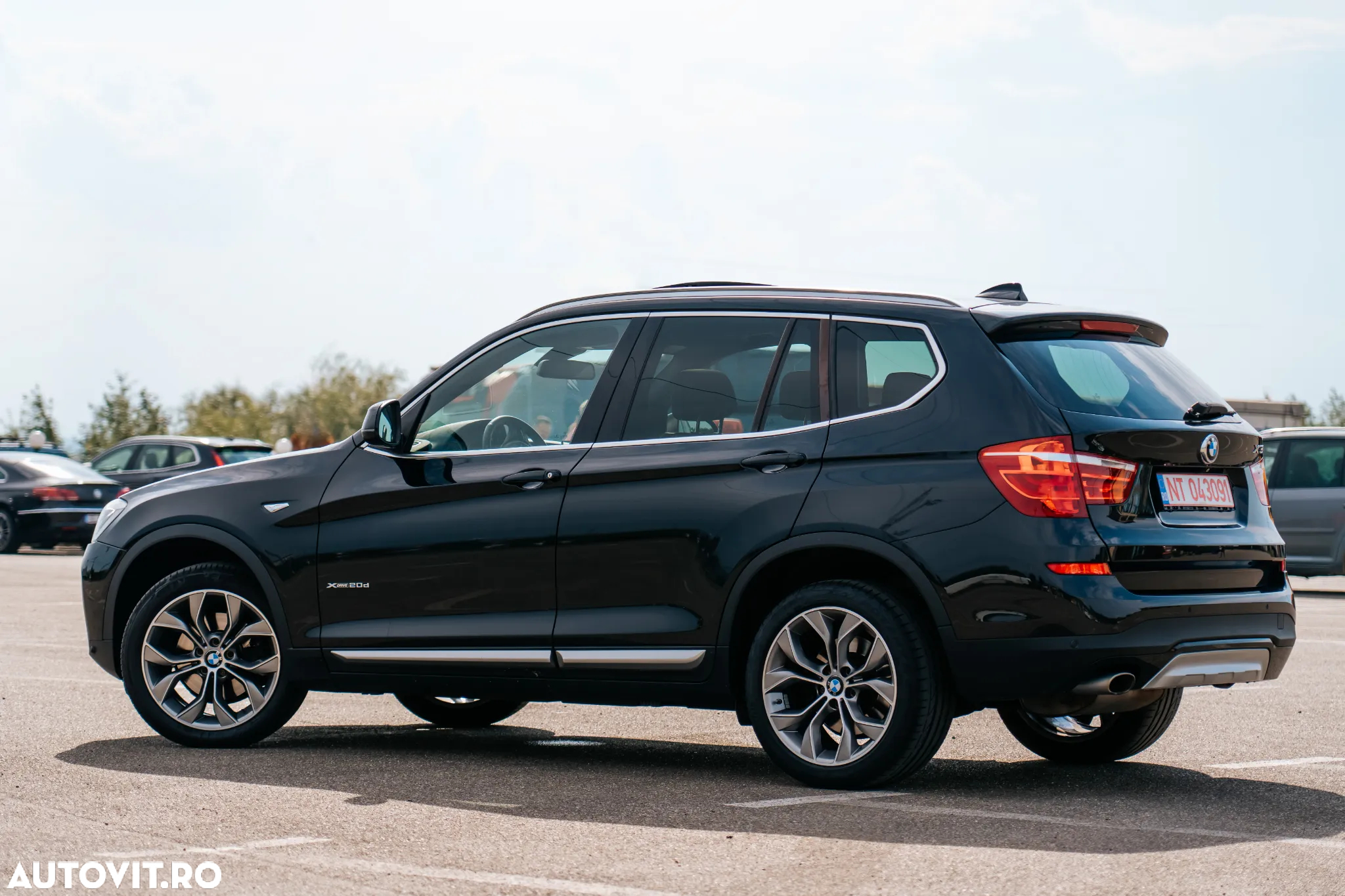 BMW X3 xDrive20d AT xLine - 3