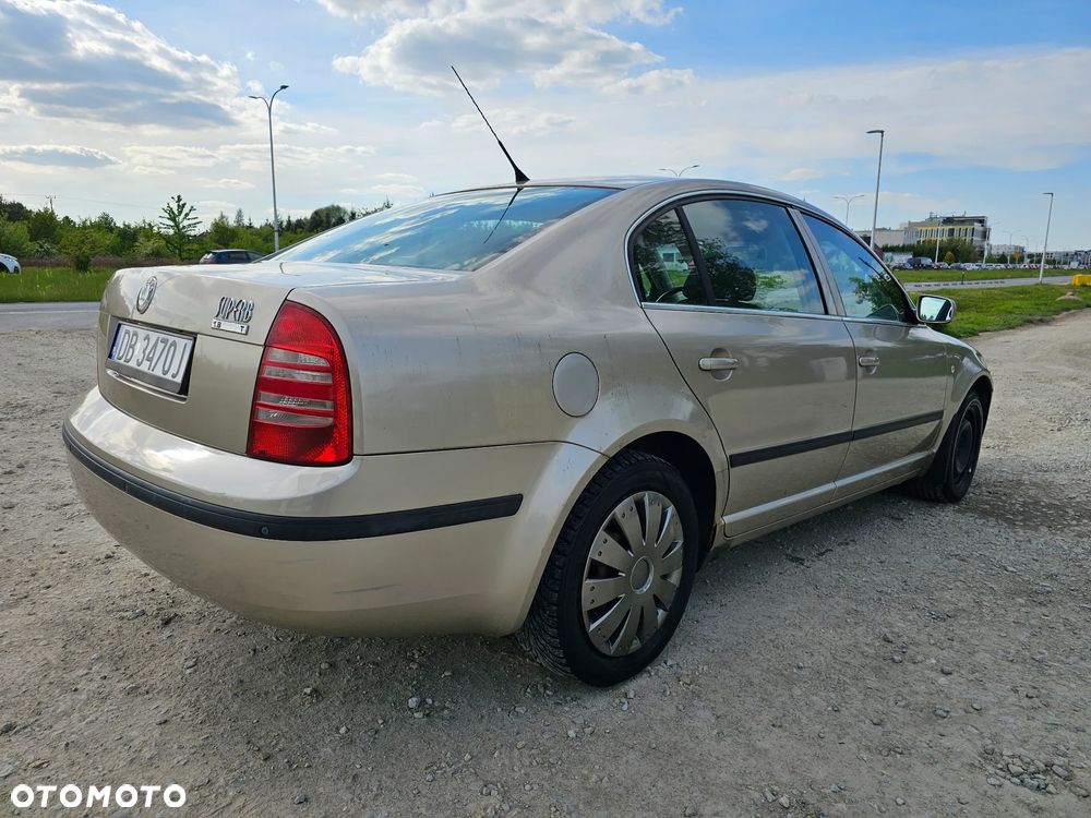 Skoda Superb - 3