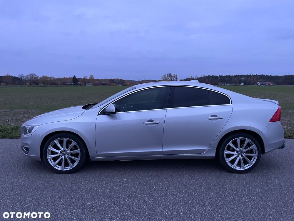 Volvo S60 2.5 T5 AWD - 5