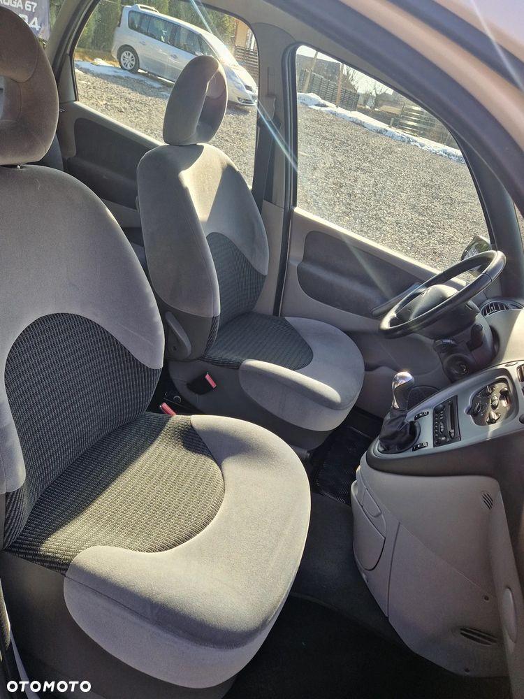 Citroën Xsara Picasso 1.6 Confort - 20