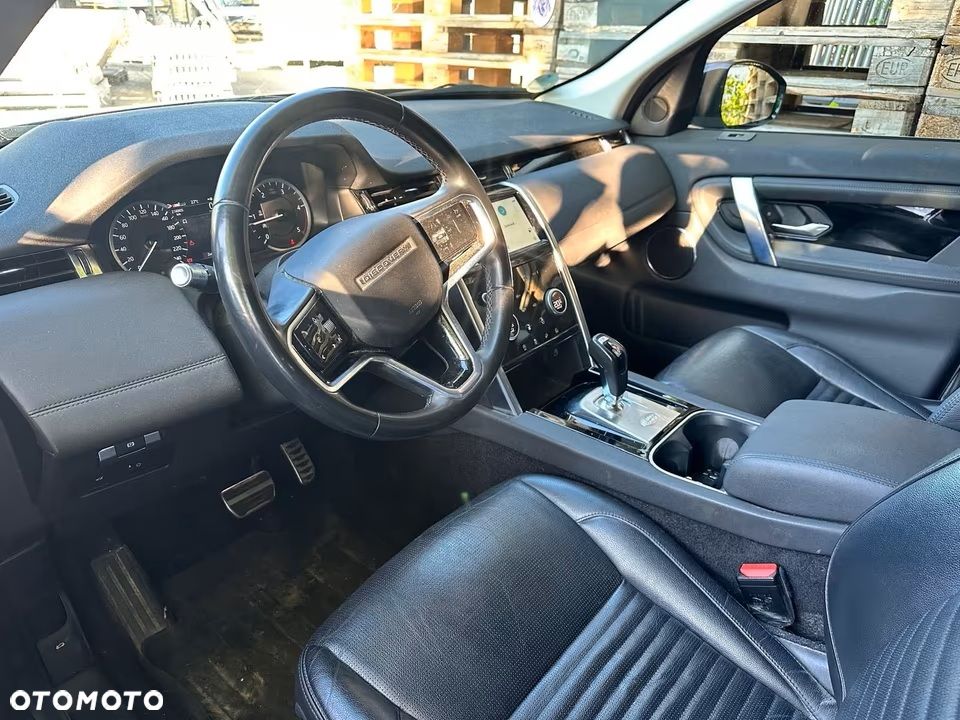 Land Rover Discovery Sport 2.0 D165 mHEV - 4