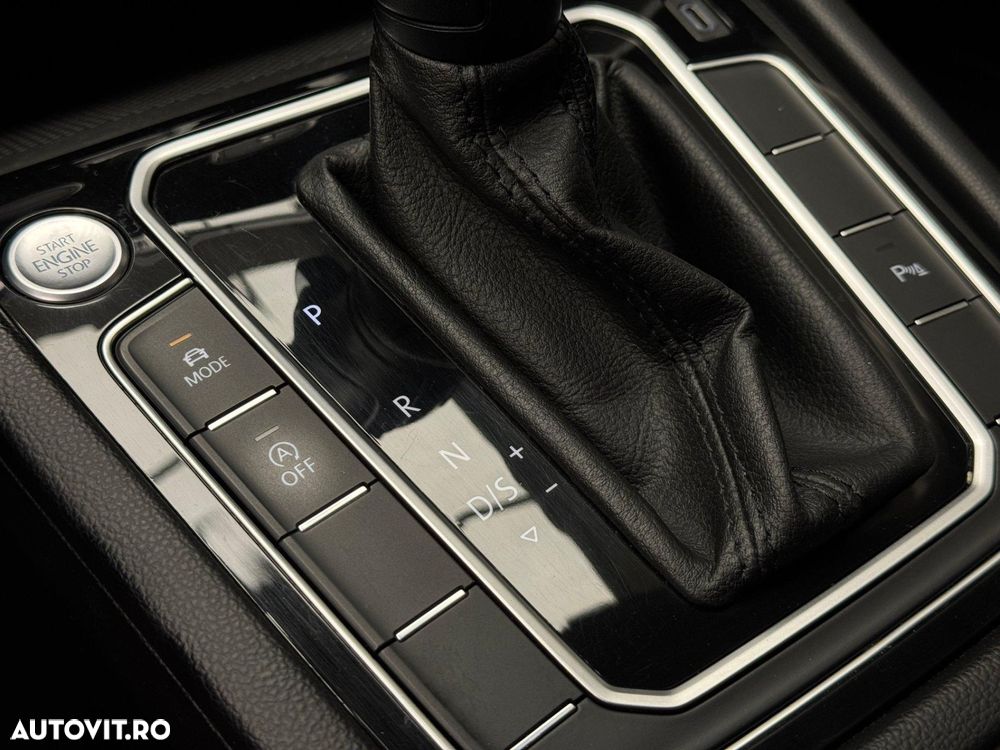 Volkswagen Passat - 18