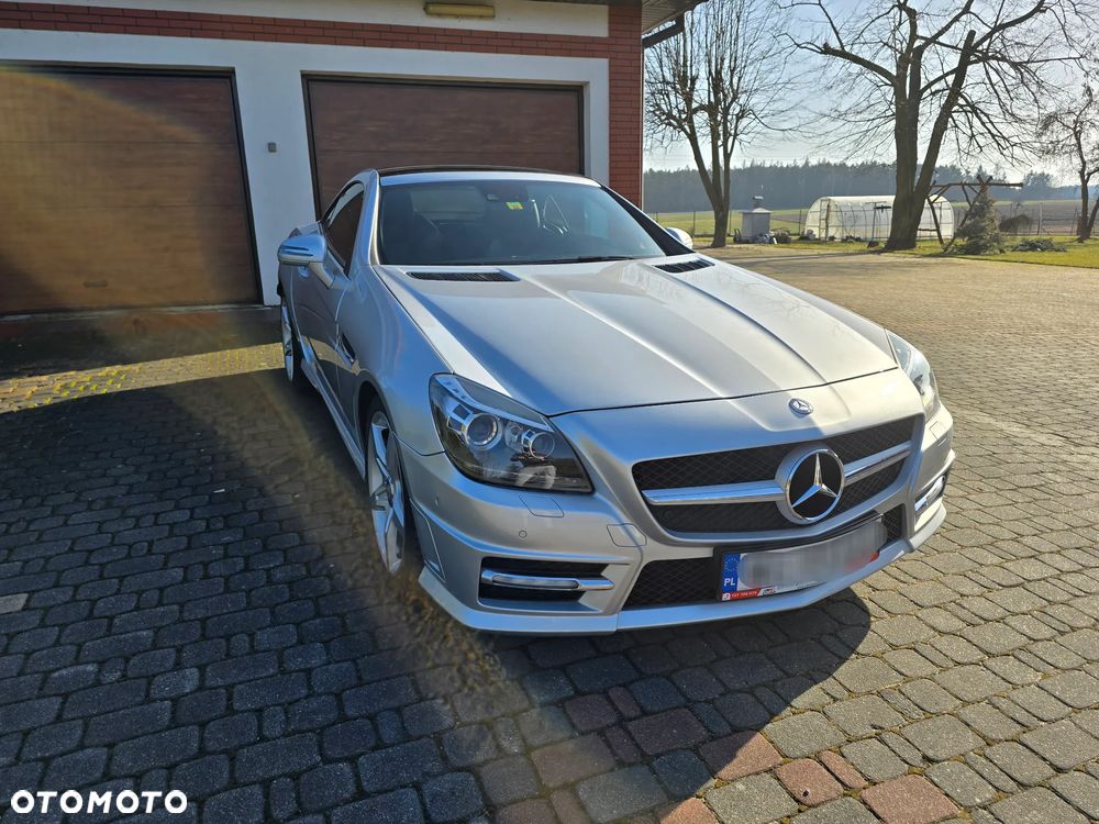 Mercedes-Benz SLK 200 (BlueEFFICIENCY) 7G-TRONIC - 3