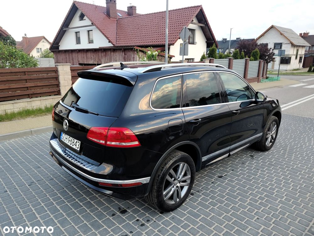 Volkswagen Touareg 3.0 V6 TDI BMT Perfectline R-Style - 10