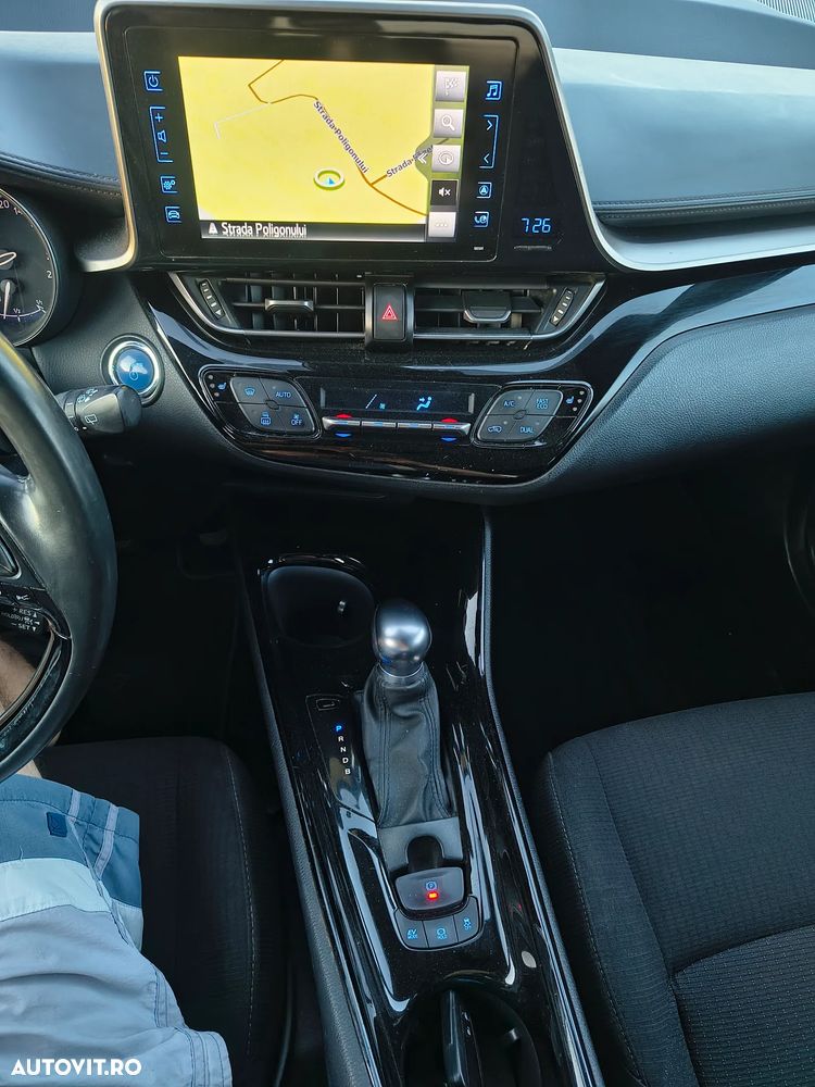 Toyota C-HR Style - 9