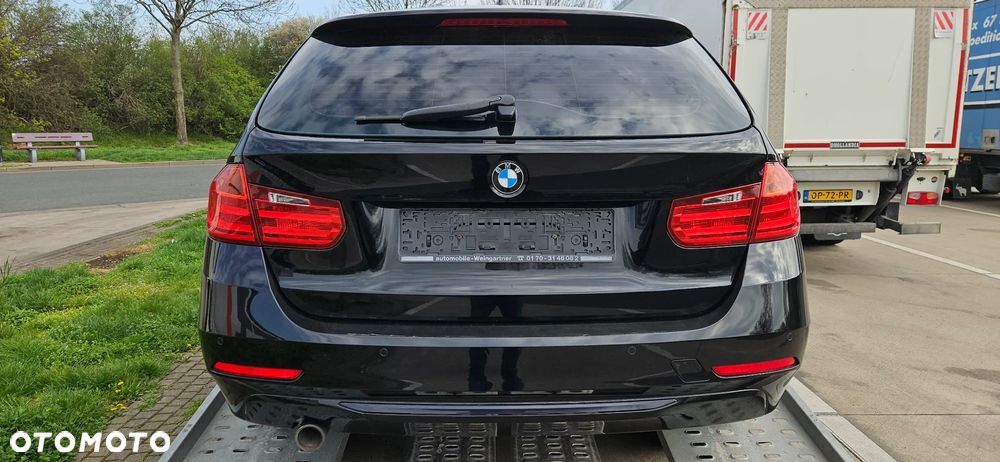 BMW Seria 3 320d Sport Line - 7