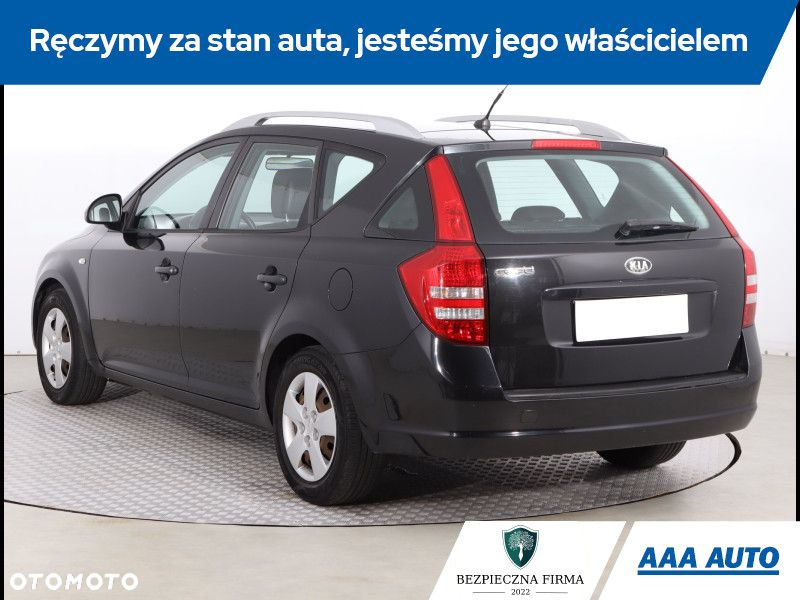 Kia Ceed - 5