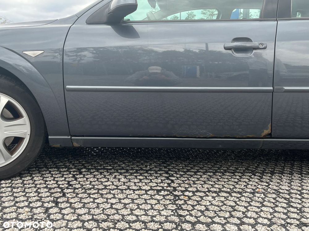Ford Mondeo - 20