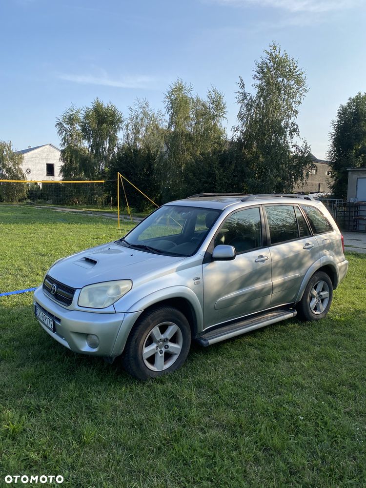 Toyota RAV4 2.0 D-4D 4x4 - 2