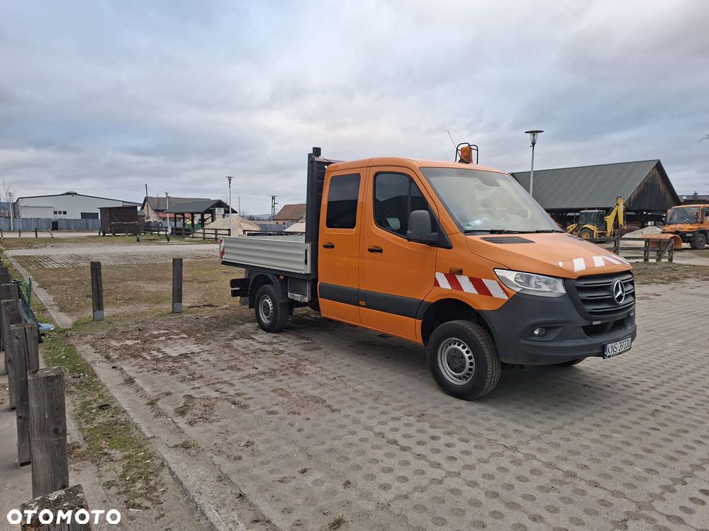 Mercedes-Benz Sprinter - 1