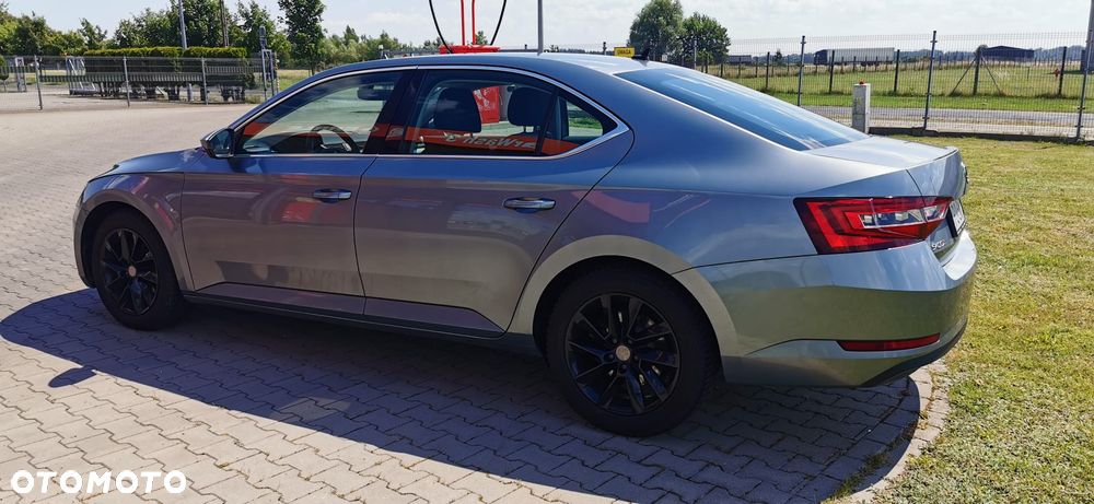 Skoda Superb 1.8 TSI Ambition DSG - 2