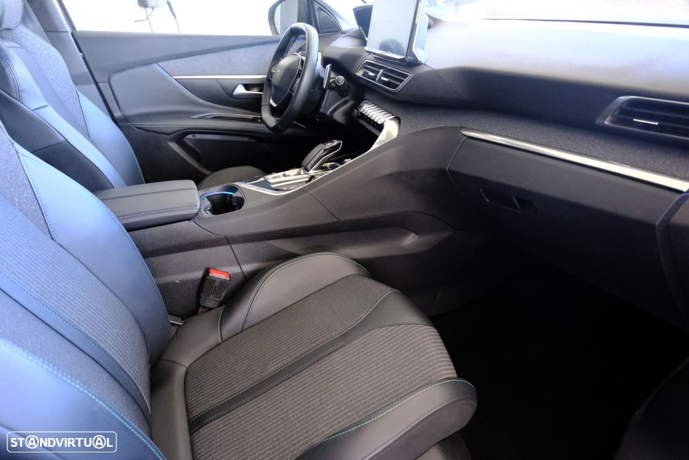 Peugeot 3008 1.6 Hybrid Allure Pack e-EAT8 - 12