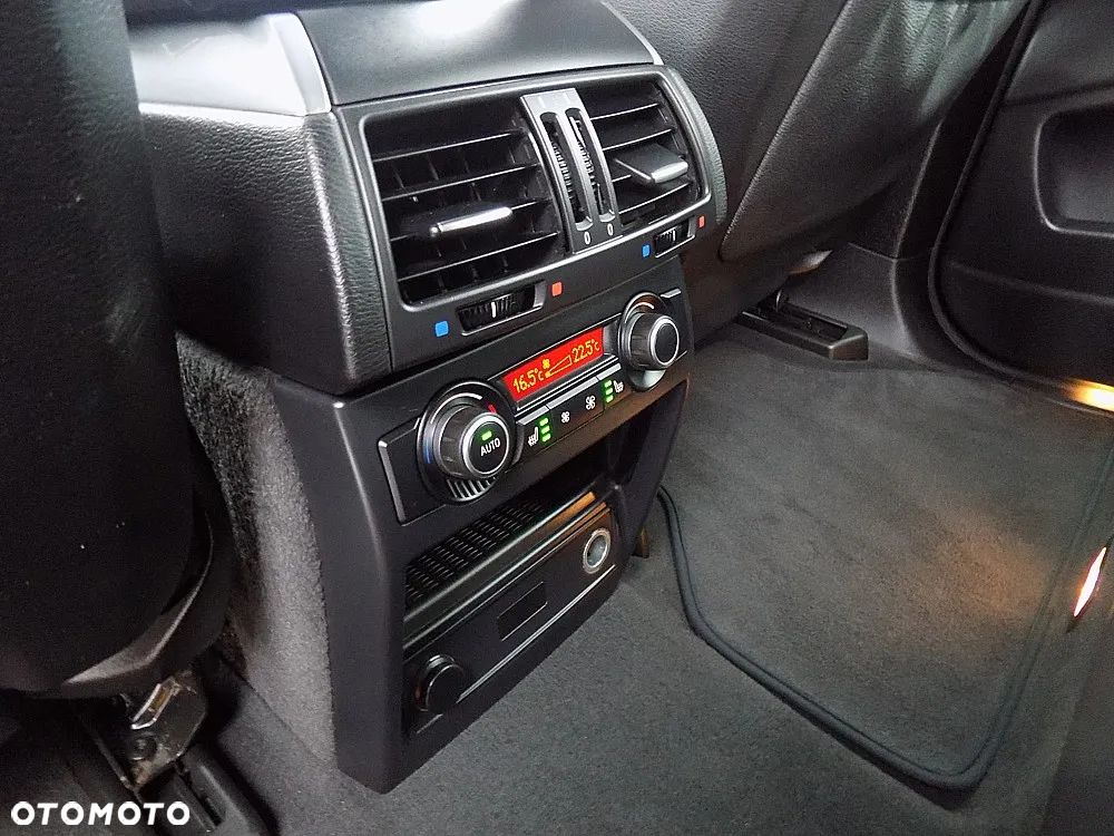 BMW X5 M M50d Sport-Aut - 19