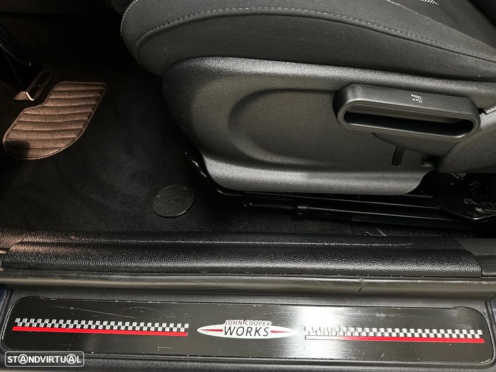 MINI 5 Portas One D - 14