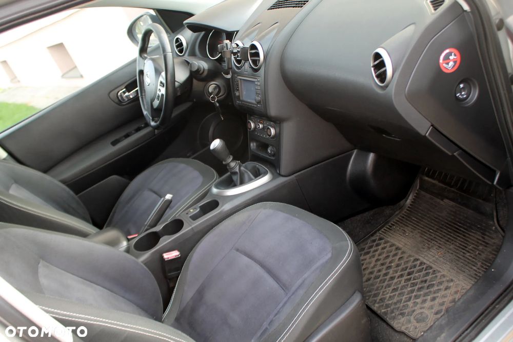 Nissan Qashqai+2 2.0 dCi DPF tekna - 10