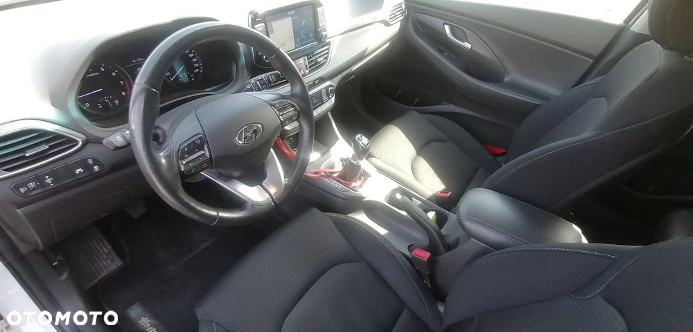 Hyundai i30 1.0 T-GDI YES - 9