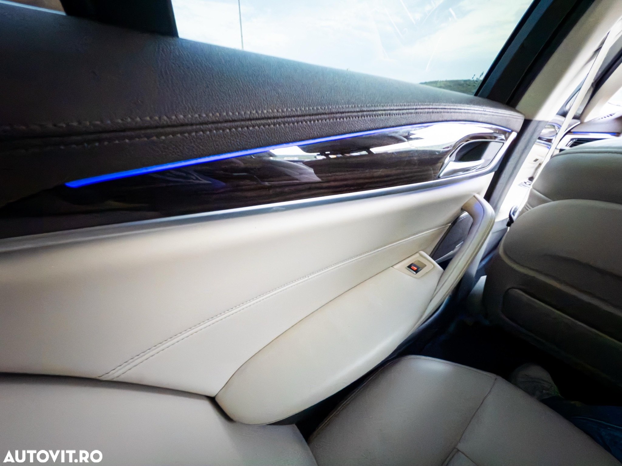 BMW Seria 5 530d xDrive AT - 29