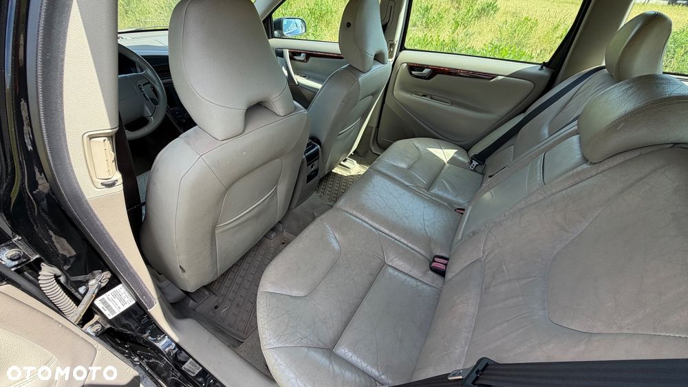Volvo V70 2.4 Momentum - 12