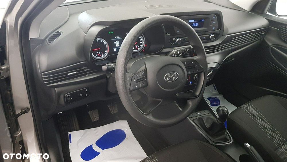 Hyundai i20 - 15