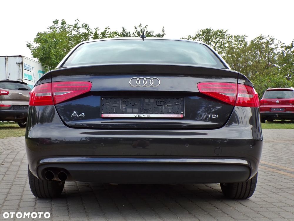 Audi A4 Limousine 2.0 TDI DPF Ambiente - 10