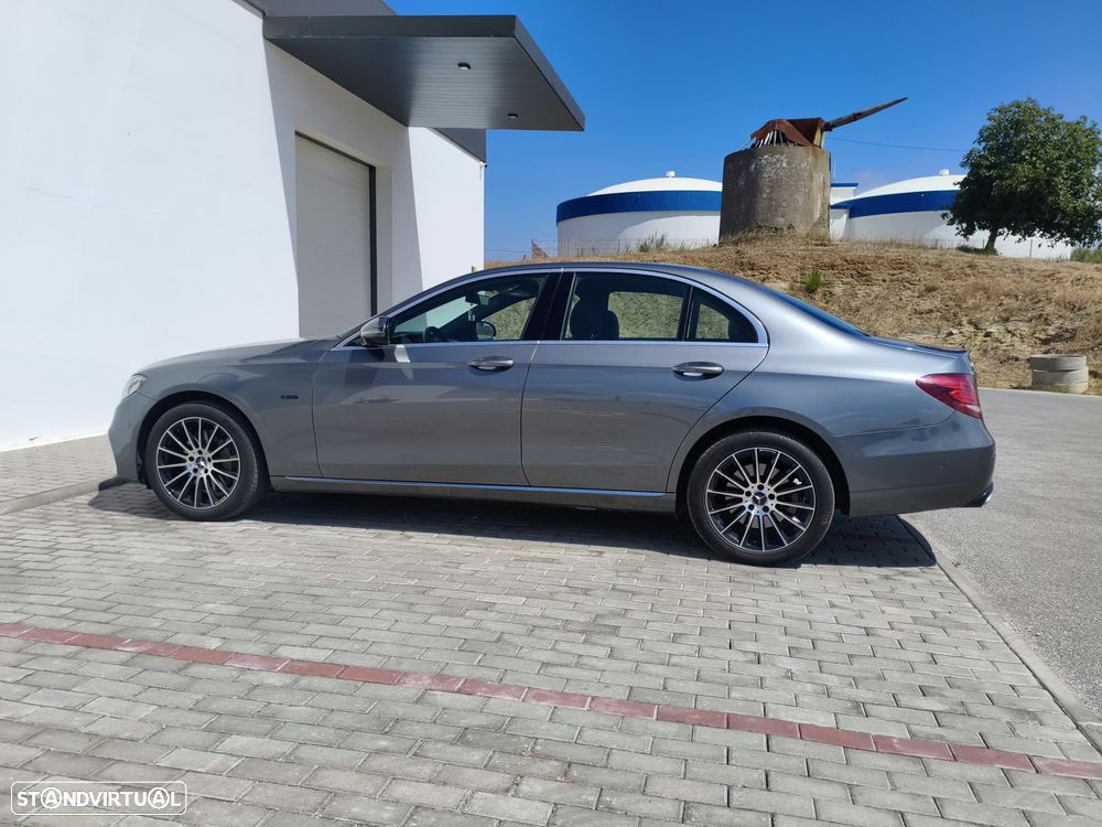 Mercedes-Benz E 300 de AMG Line - 23