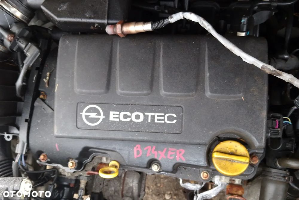 OPEL CORSA E 1.4 16V SILNIK KOMPLETNY B14XER ASTRA J MERIVA B ADAM - 1