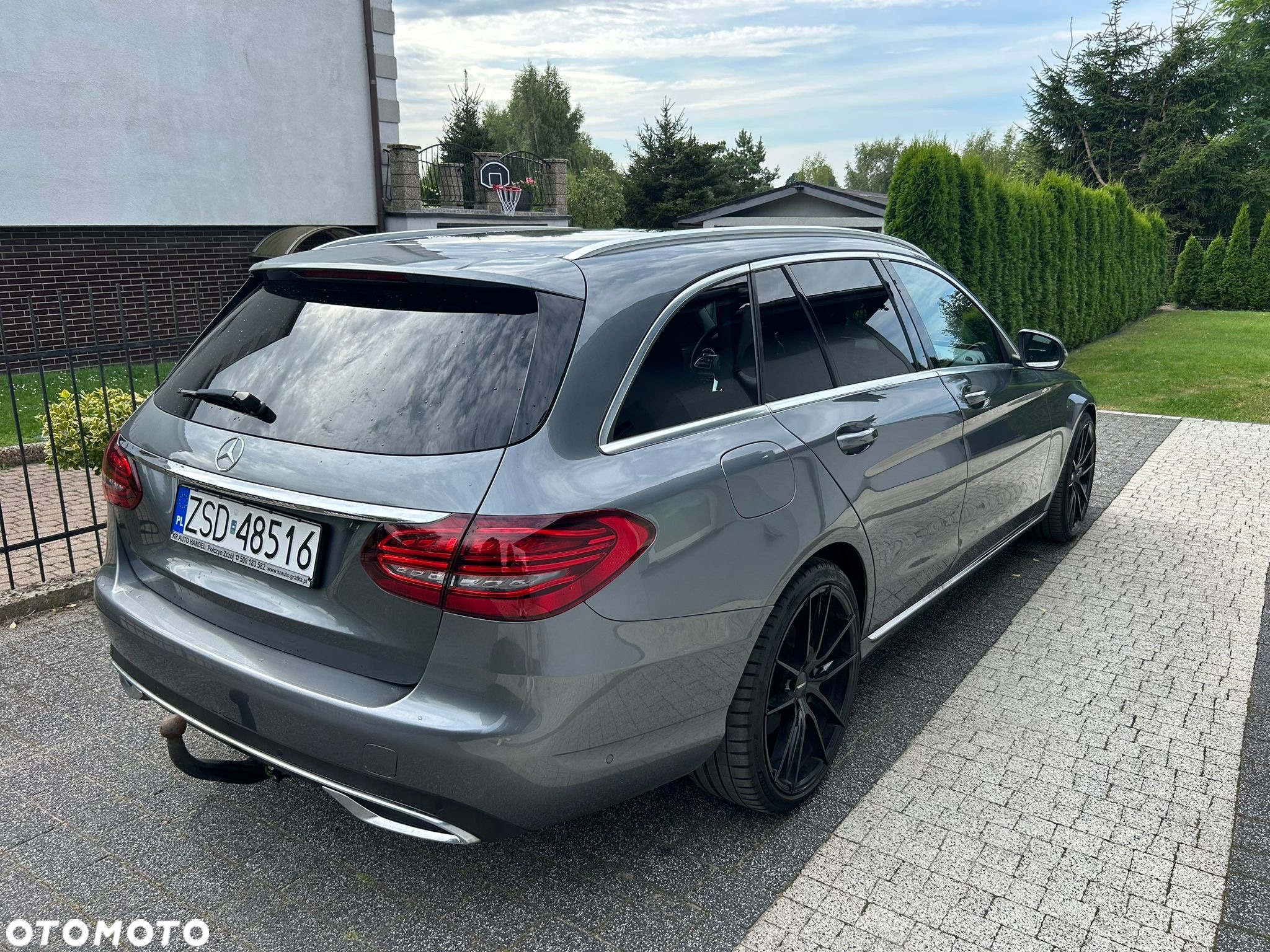 Mercedes-Benz Klasa C 220 d T 9G-TRONIC AMG Line - 3
