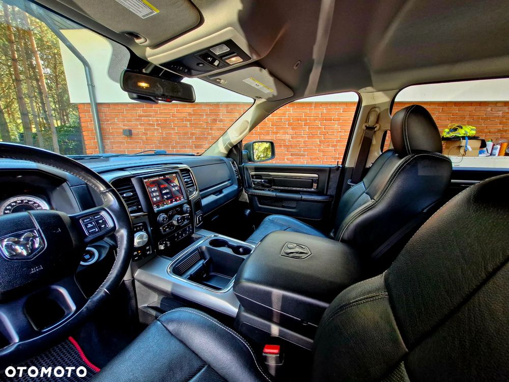 RAM 1500 5.7 Crew Cab Shortbed Laramie Sport - 25