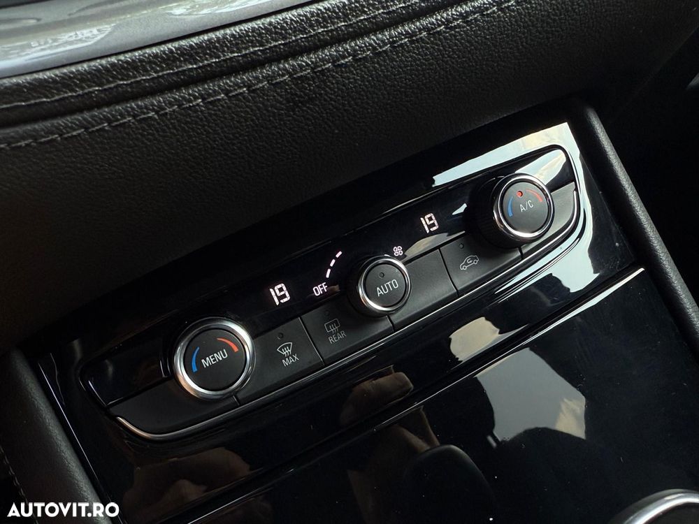 Opel Grandland X 1.2 Start/Stop Automatik INNOVATION - 13