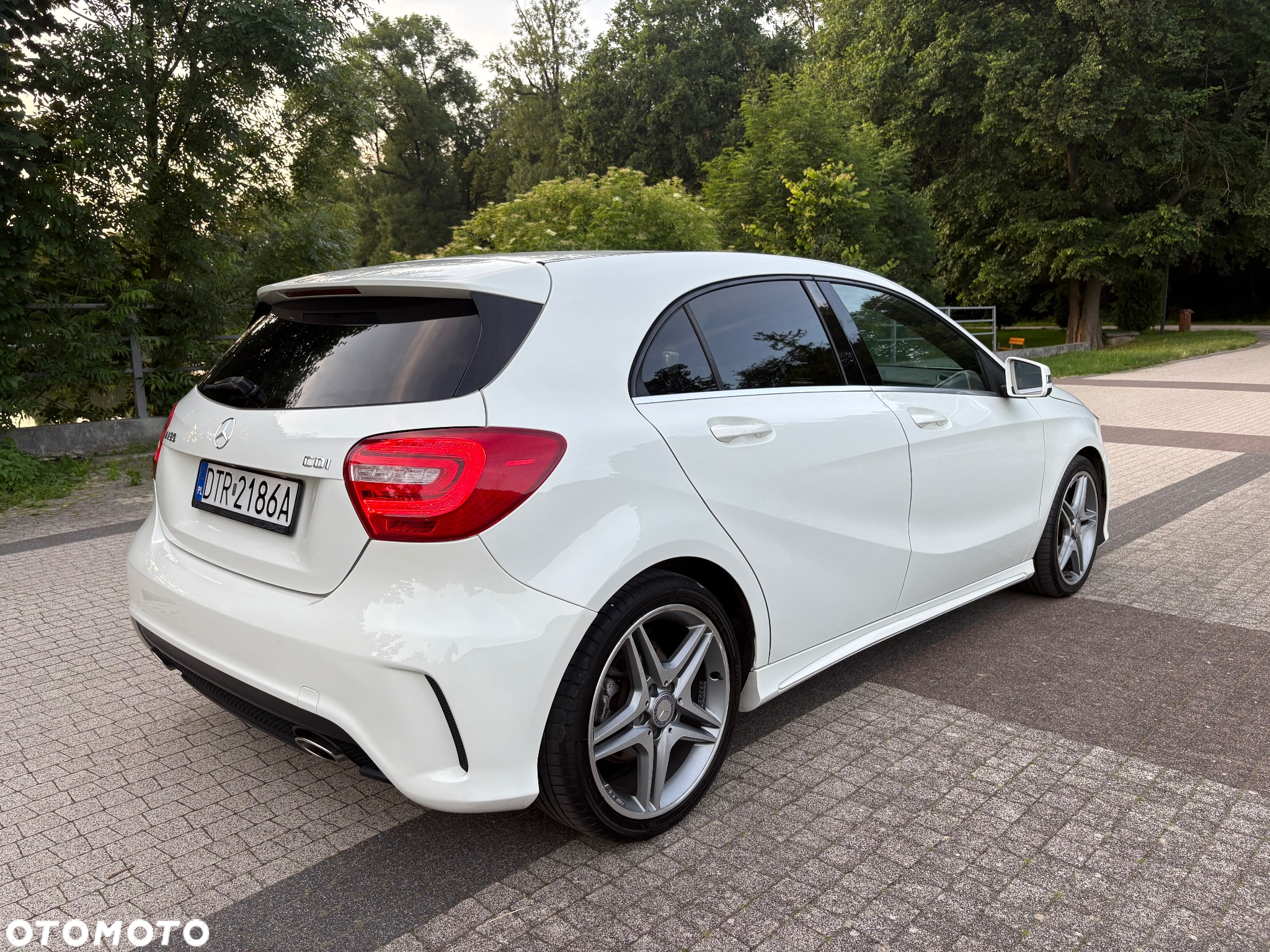 Mercedes-Benz Klasa A 180 CDI (BlueEFFICIENCY) 7G-DCT AMG Sport - 17