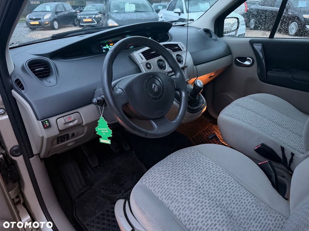 Renault Scenic - 23