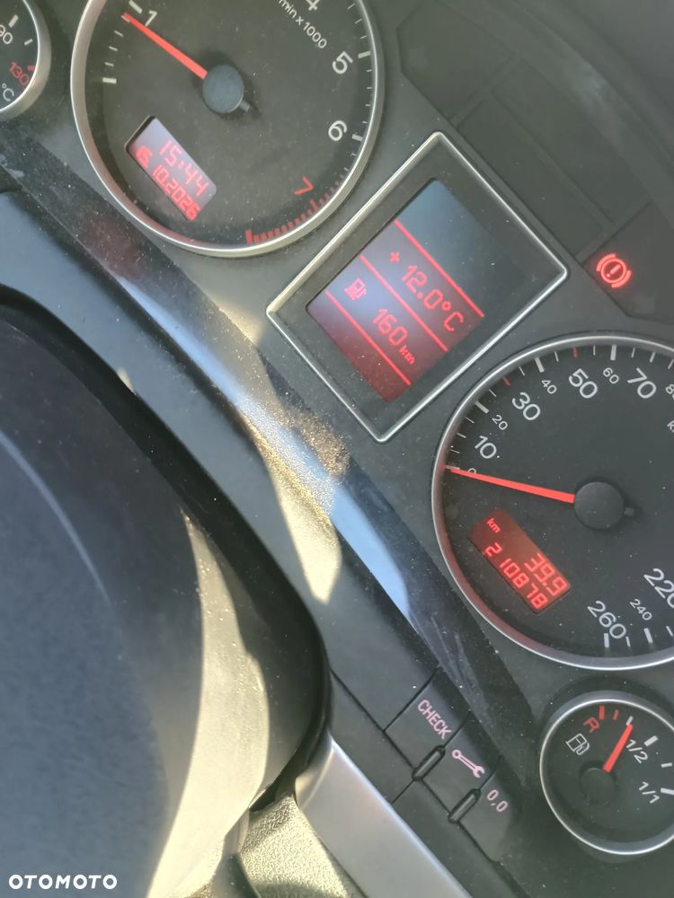 Audi A4 Avant 1.6 - 7