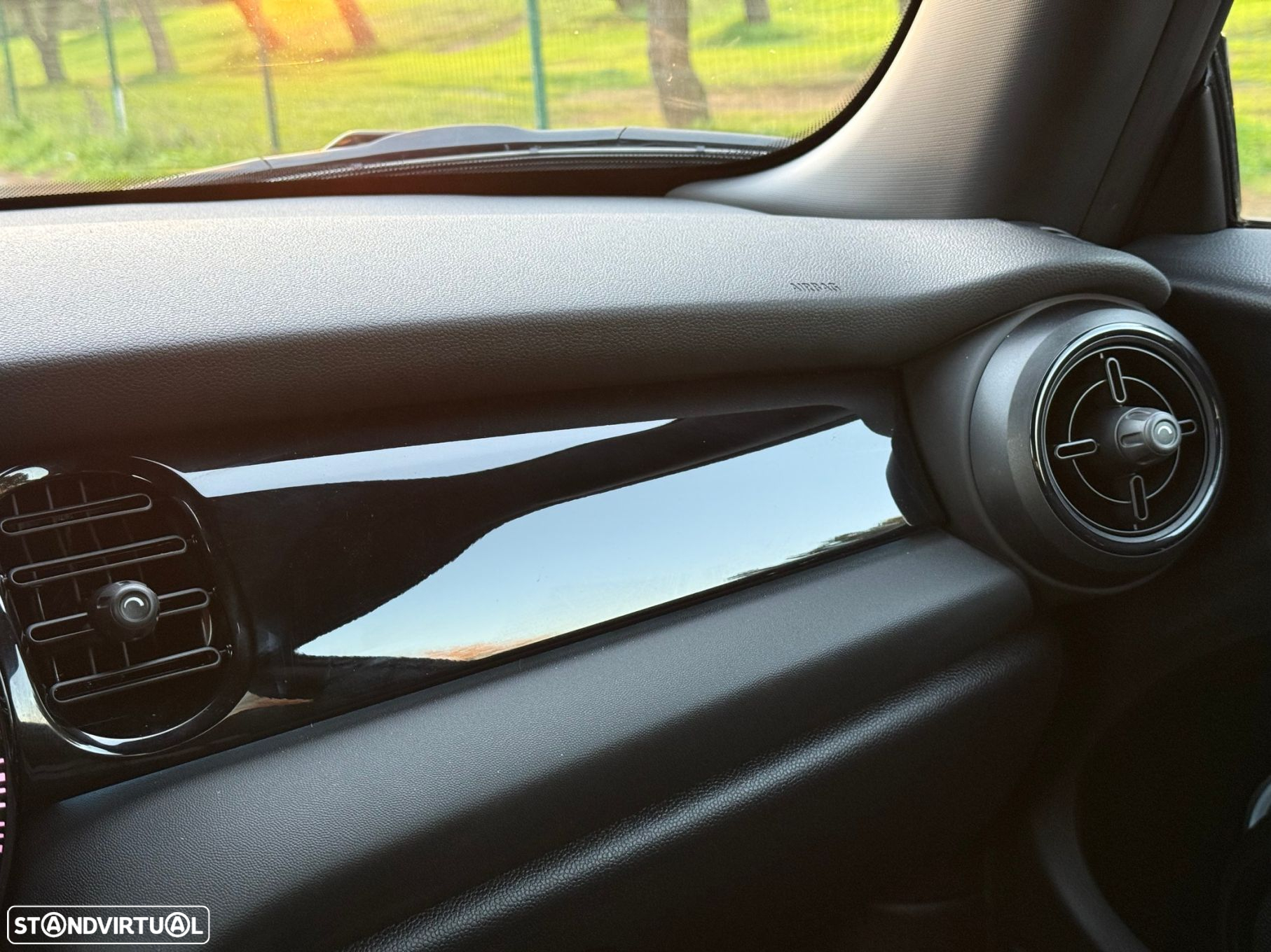 MINI 3 Portas Cooper SE Premium Essential - 45