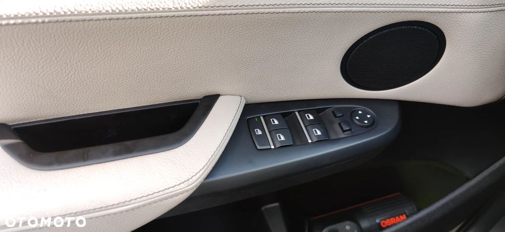 BMW X3 xDrive28i - 19