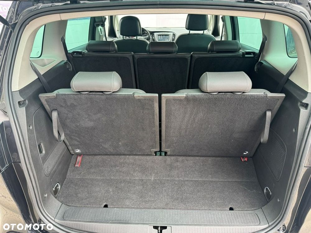 Opel Zafira - 27