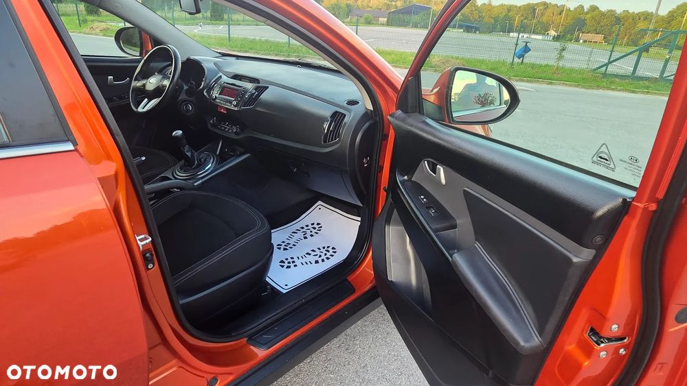 Kia Sportage 2.0 CVVT 2WD Vision - 25