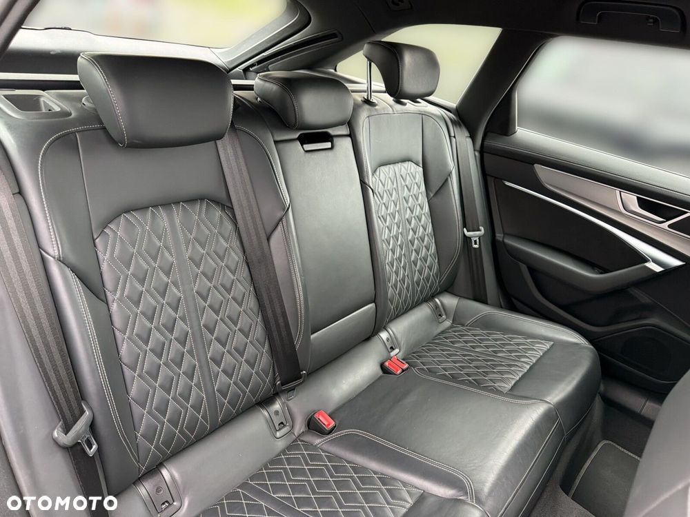 Audi A6 Avant - 17