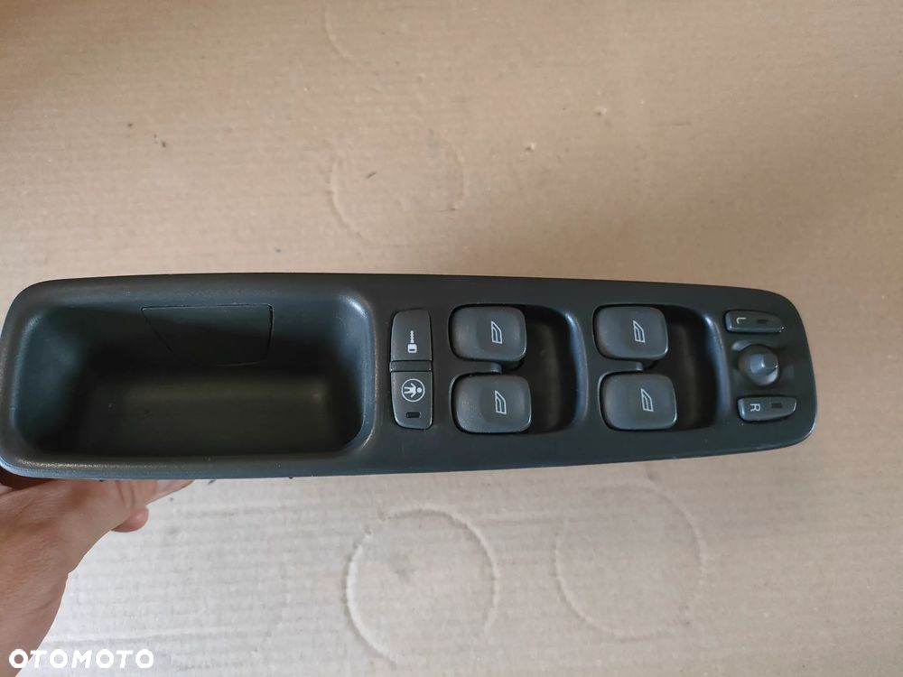 VOLVO S80 I 1998- PANEL PRZEŁĄCZNIK SZYB 8622039 - 1