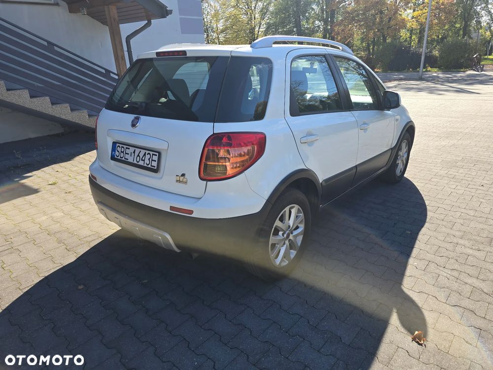 Fiat Sedici 2.0 Multijet DPF 4x4 Dynamic - 11