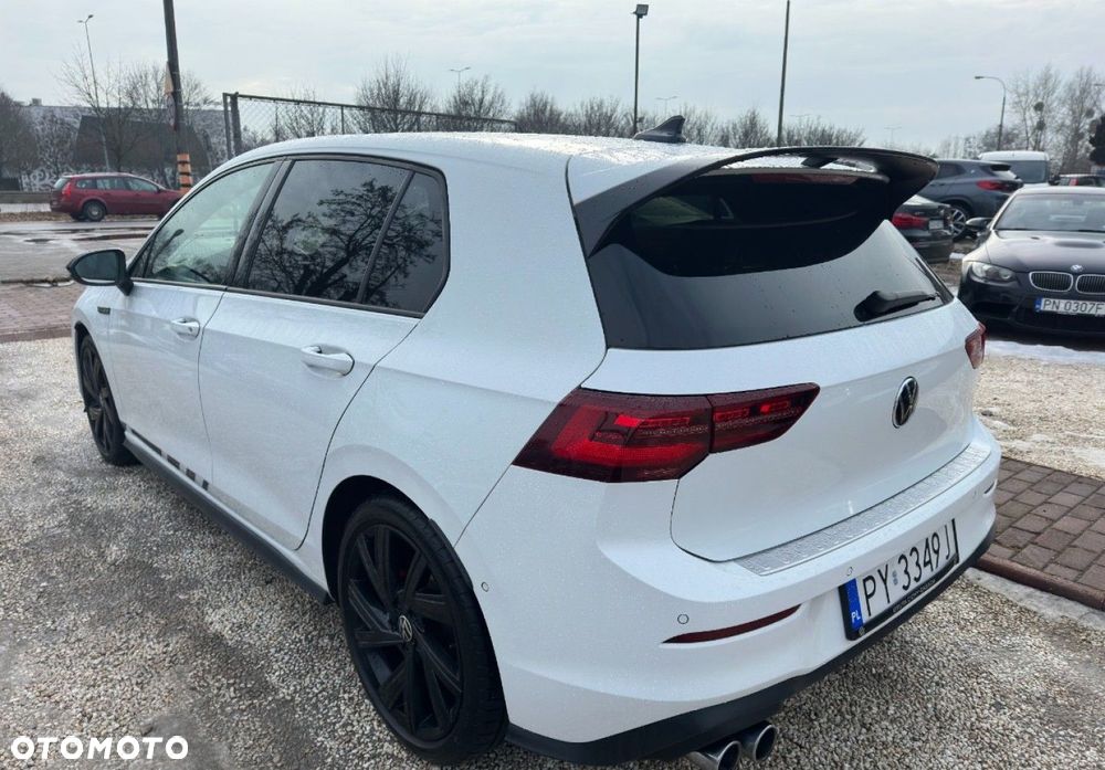 Volkswagen Golf - 11