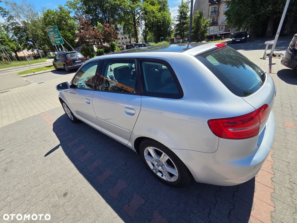 Audi A3 Sportback 1.4 TFSI Ambiente S tronic - 3
