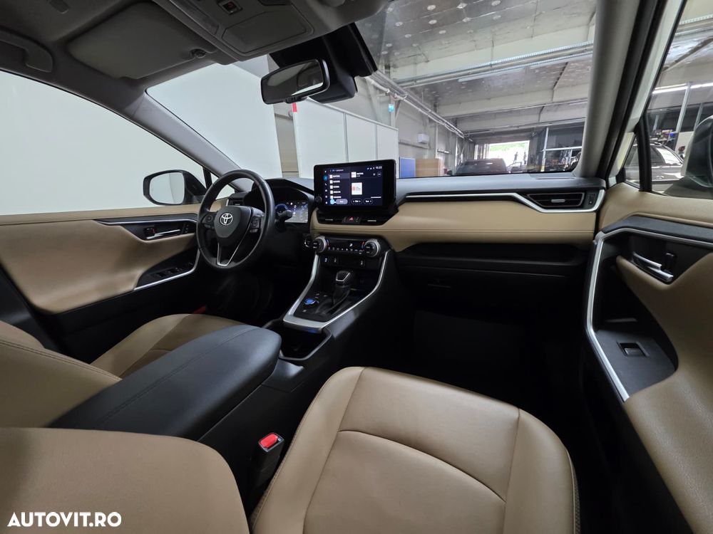TOYOTA RAV4 2024 — imagine 11